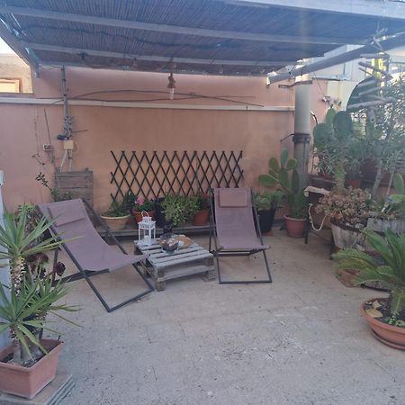 La Casa Di Melina - Home Book & Green Lovely Terrace Pachino Ngoại thất bức ảnh